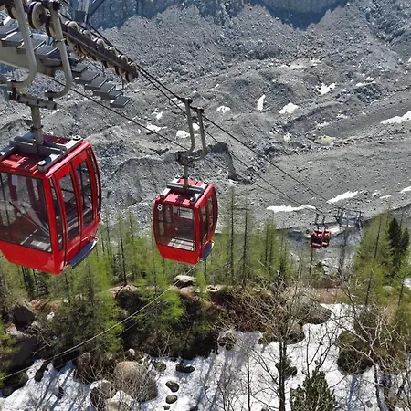 Lognan 6 Centre Mont Blanc Appartamento *